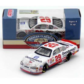 FORD MUSTANG "GM GOODWRENCH" 29 KEVIN HARVICK CUP SERIES 2001 1ER (ARC DIECAST) (EPUISE)