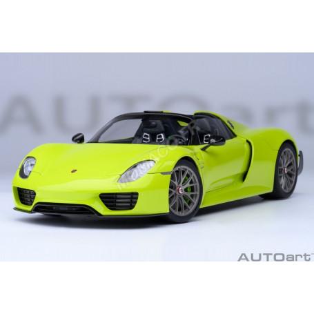 PORSCHE 918 SPYDER 2013 VERT