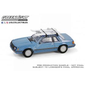 FORD MUSTANG GHIA COUPE 1981 BLEUE AVEC ACCESSOIRES D'HIVER (EPUISE)