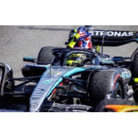 MERCEDES GP F1 W15 EQ PERFORMANCE TEAM AMG PETRONAS MOTORSPORT 44 LEWIS HAMILTON 2024 (PACKAGING PREMIUM AVEC CASQUE)