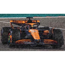 MCLAREN F1 MCL38 MERCEDES TEAM MCLAREN 81 OSCAR PIASTRI 2024 (PACKAGING PREMIUM AVEC CASQUE)